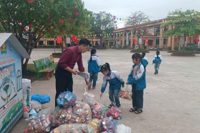 Liên đội Trường Tiểu học Nhân Nghĩa tổ chức thu Kế hoạch nhỏ năm học 2025 – 2026